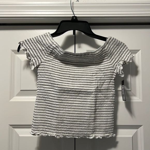 Art Class Girls Smocked Shirt White with Black Stripes Size 7/8 NWT - Picture 1 of 4